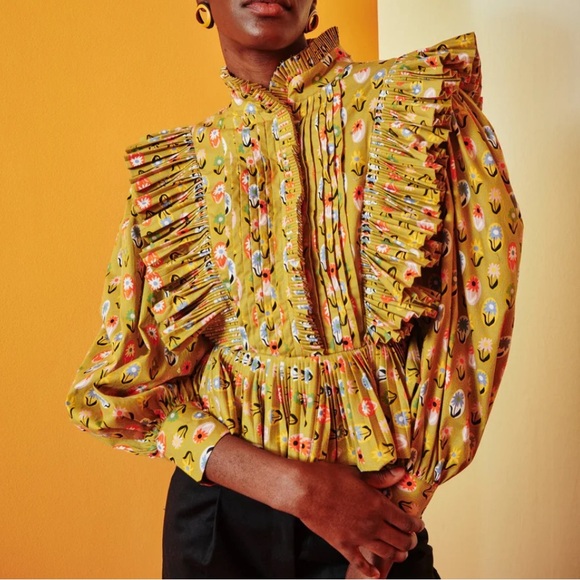 CeliaB Tops - New! CeliaB KELLY SHIRT SIZE XS